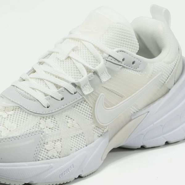 Кросівки Nike V2K.3 Runtekk White Flowers 24740 фото