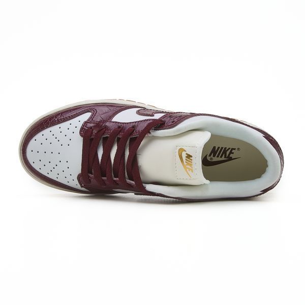 Кросівки Nike Dunk Low Lx Dark Team Red and Phantom 22363 фото