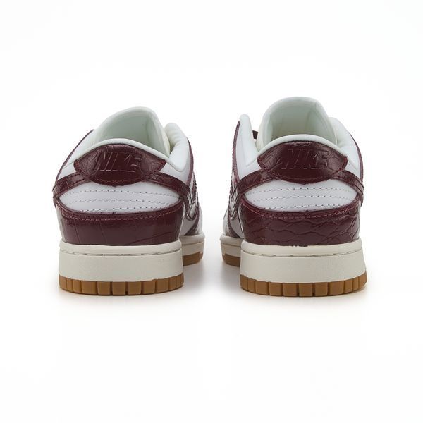Кросівки Nike Dunk Low Lx Dark Team Red and Phantom 22363 фото