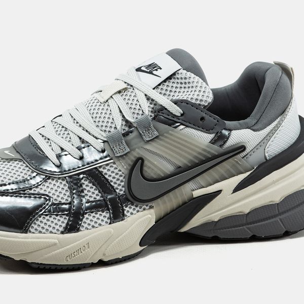 Кросівки Nike Runtekk v2k Summit White Metalic Silver 16538 фото